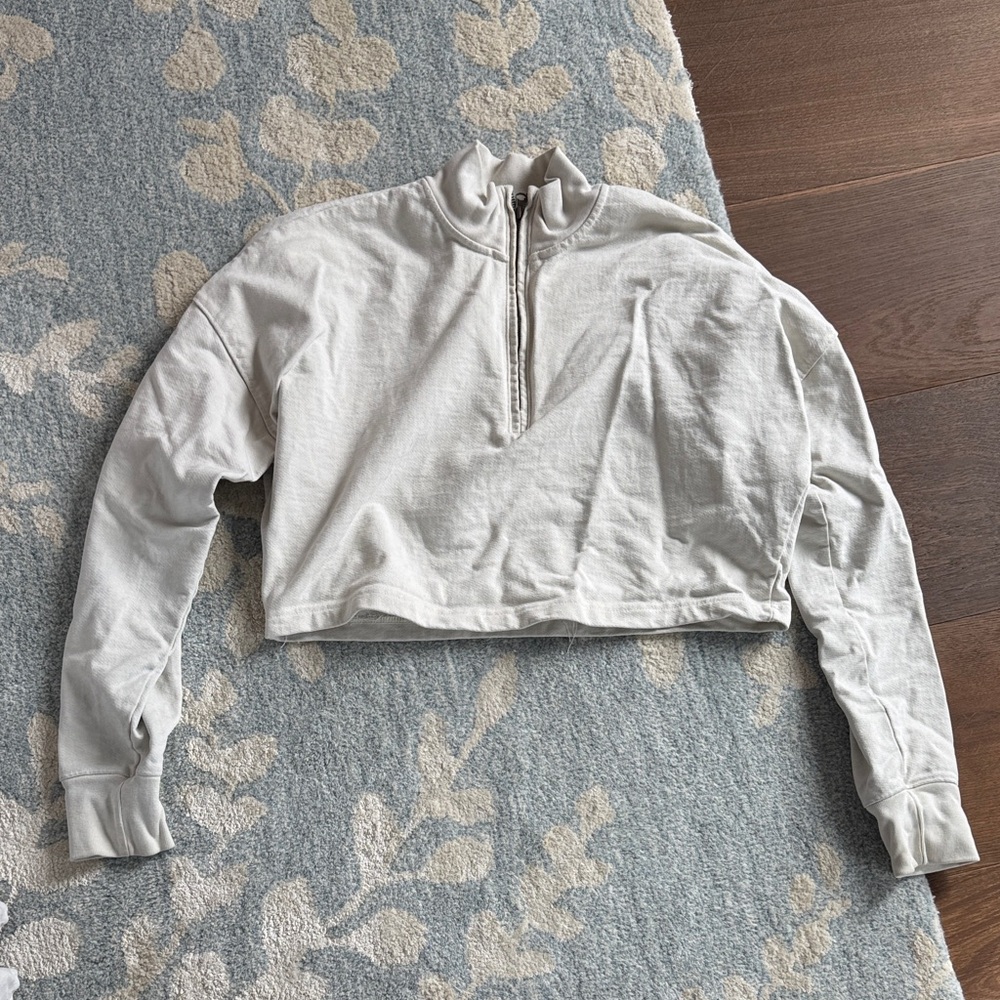 TALENTLESS White Cropped Half-Zip Pullover